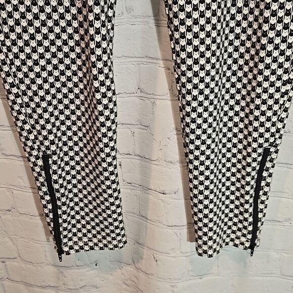 Betabrand Cat Print Ankle Zip Pants Size SP - Picture 3 of 9